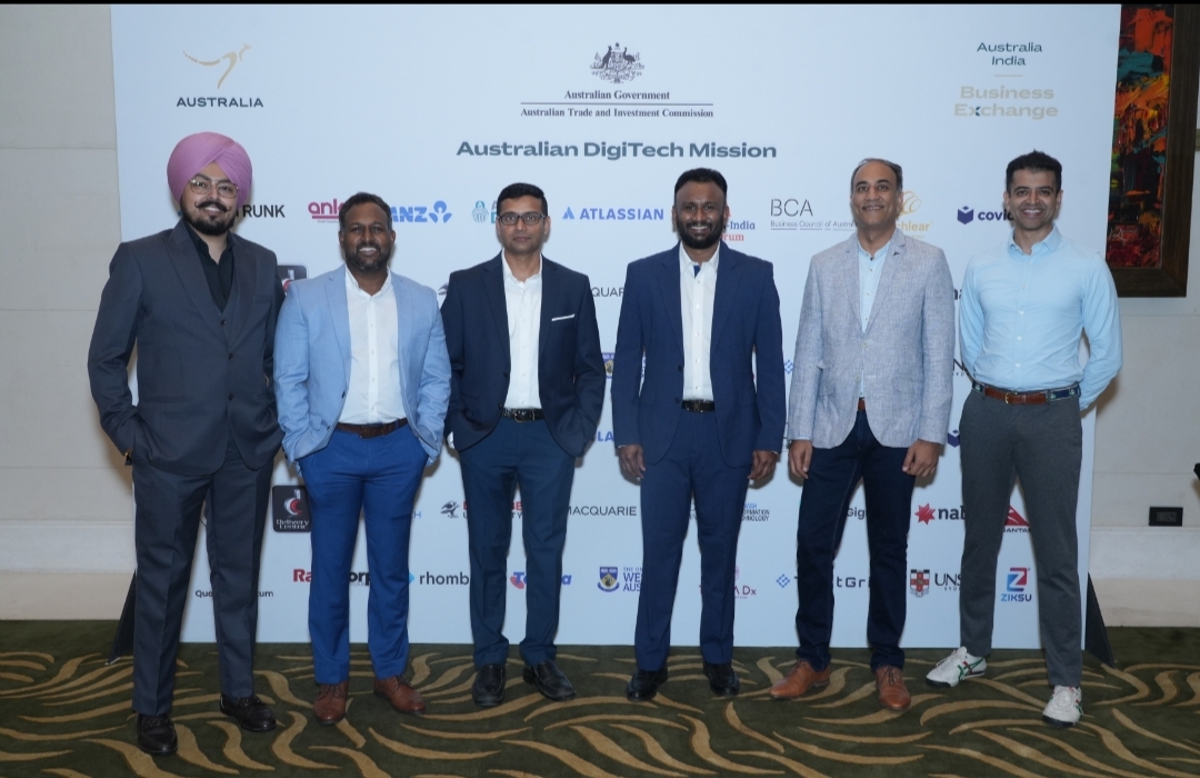From right (Azeem Zainulbhai, CFO, Co- Founder Outsized, Saurab Sharma, Co-Founder Adloggs, Darshan Krishnasamy, Co-Founder Adloggs, Swaminathan Narayanan, Co-Founder CPO MyGigsters, Benjemen Elengovan, CEO, Fo